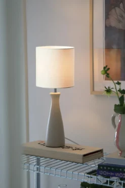 Birillo Bordslampa Beige
