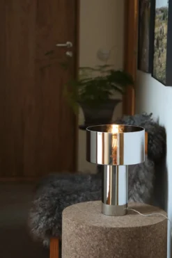 Corin Bordslampa Krom