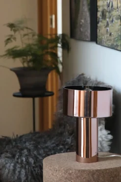 Corin Bordslampa Roséguld