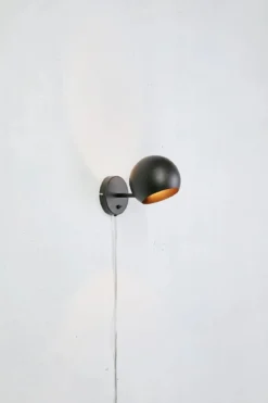 Edgar Vägglampa Svart