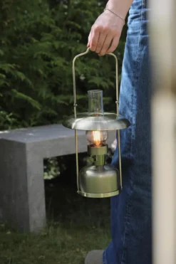 Fanos Uppladdningsbar Bordslampa Mässing