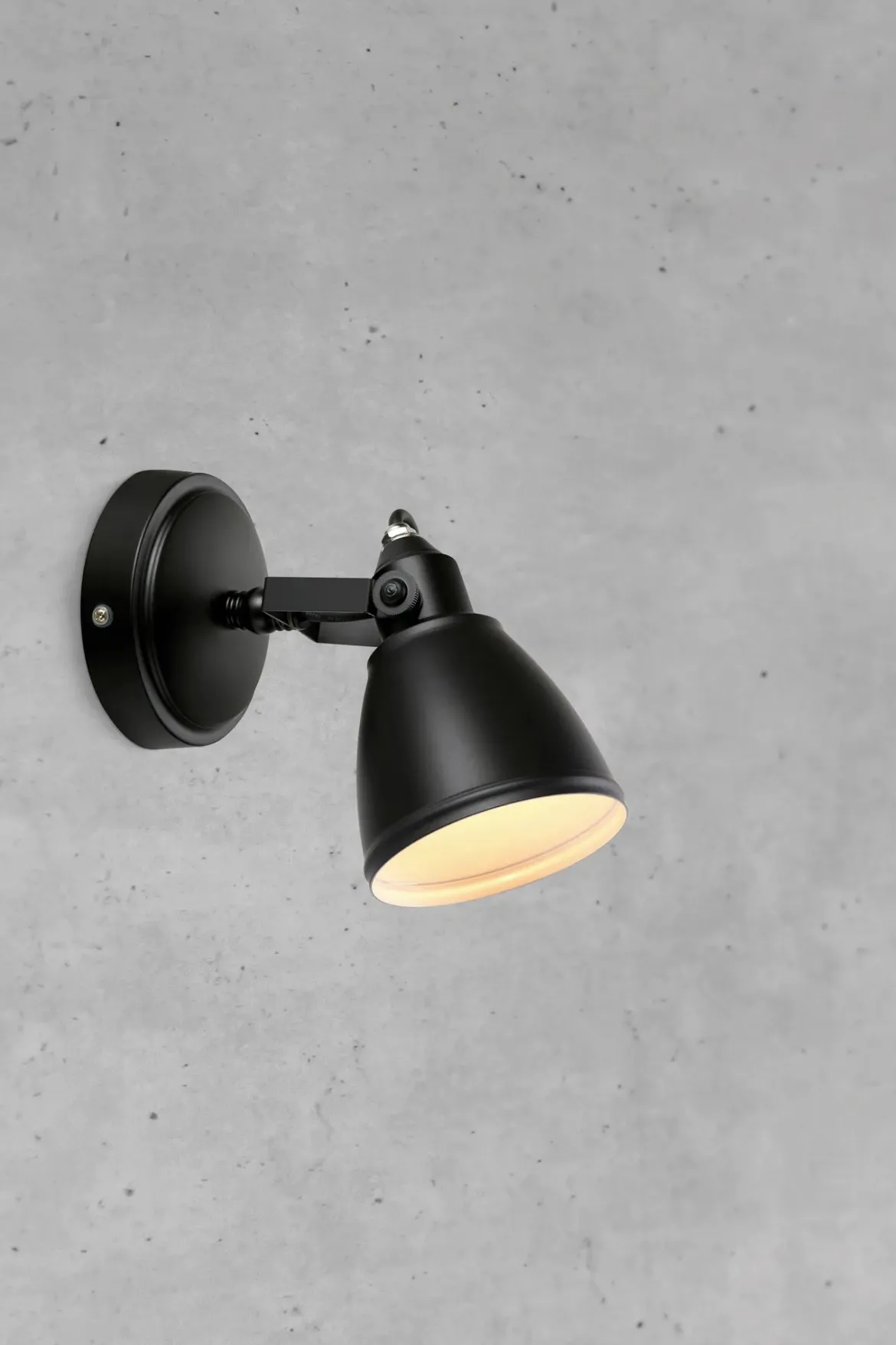 Fjällbacka Vägglampa Svart