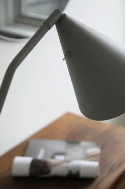 Funil Golvlampa Grå 3-stegsdimbar