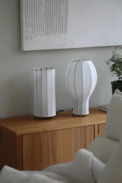 Hikari Bordslampa Vit