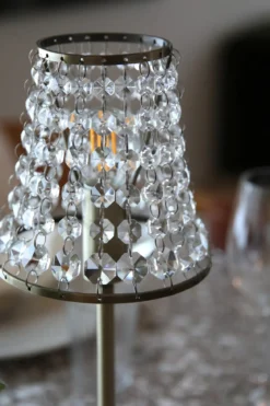Liora Uppladdningsbar Bordslampa Mässing