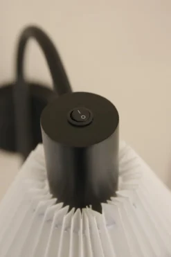 Mira Vägglampa Vit/Svart