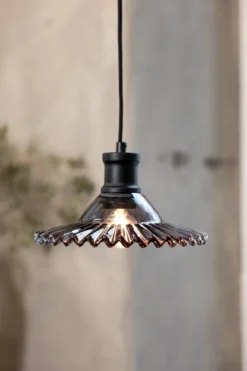 Novia Fönsterlampa Grå