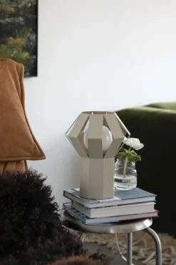 Octa Bordslampa Beige