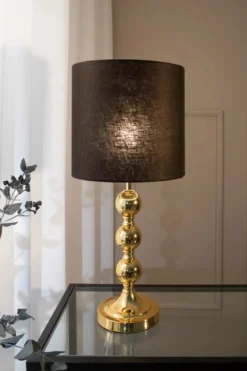 Octo Bordslampa Mässing