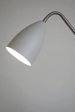 Patro Golvlampa Beige 3-stegsdimbar