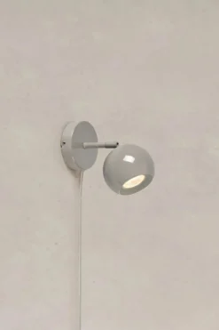 Pop Vägglampa Grå