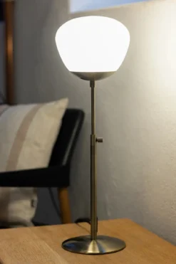 Rise Bordslampa Antik Liten