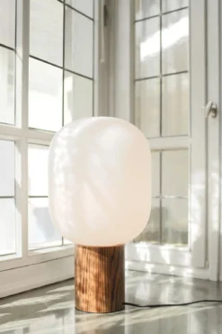 Skene Bordslampa Trä