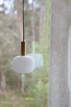 Sober Fönsterlampa Mässing