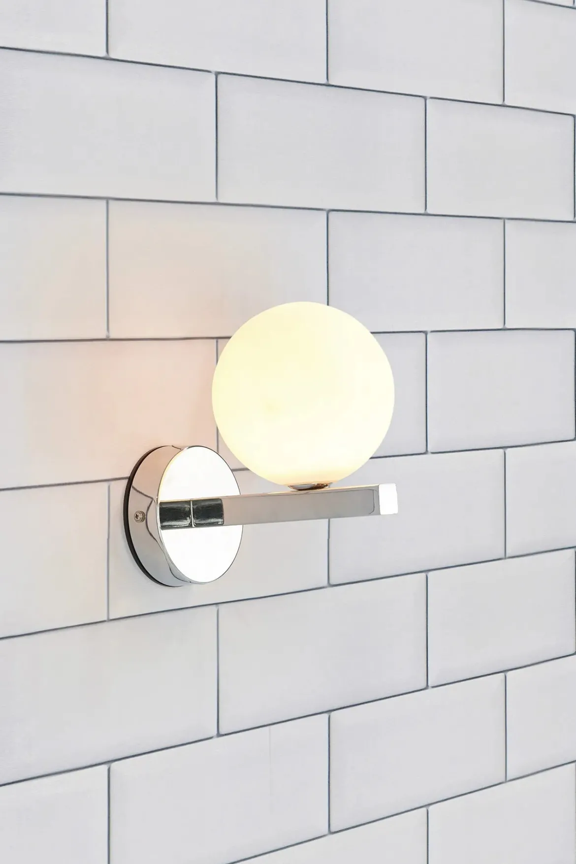Stream Vägglampa Krom