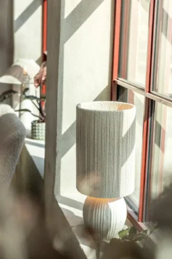 Viela Bordslampa Beige